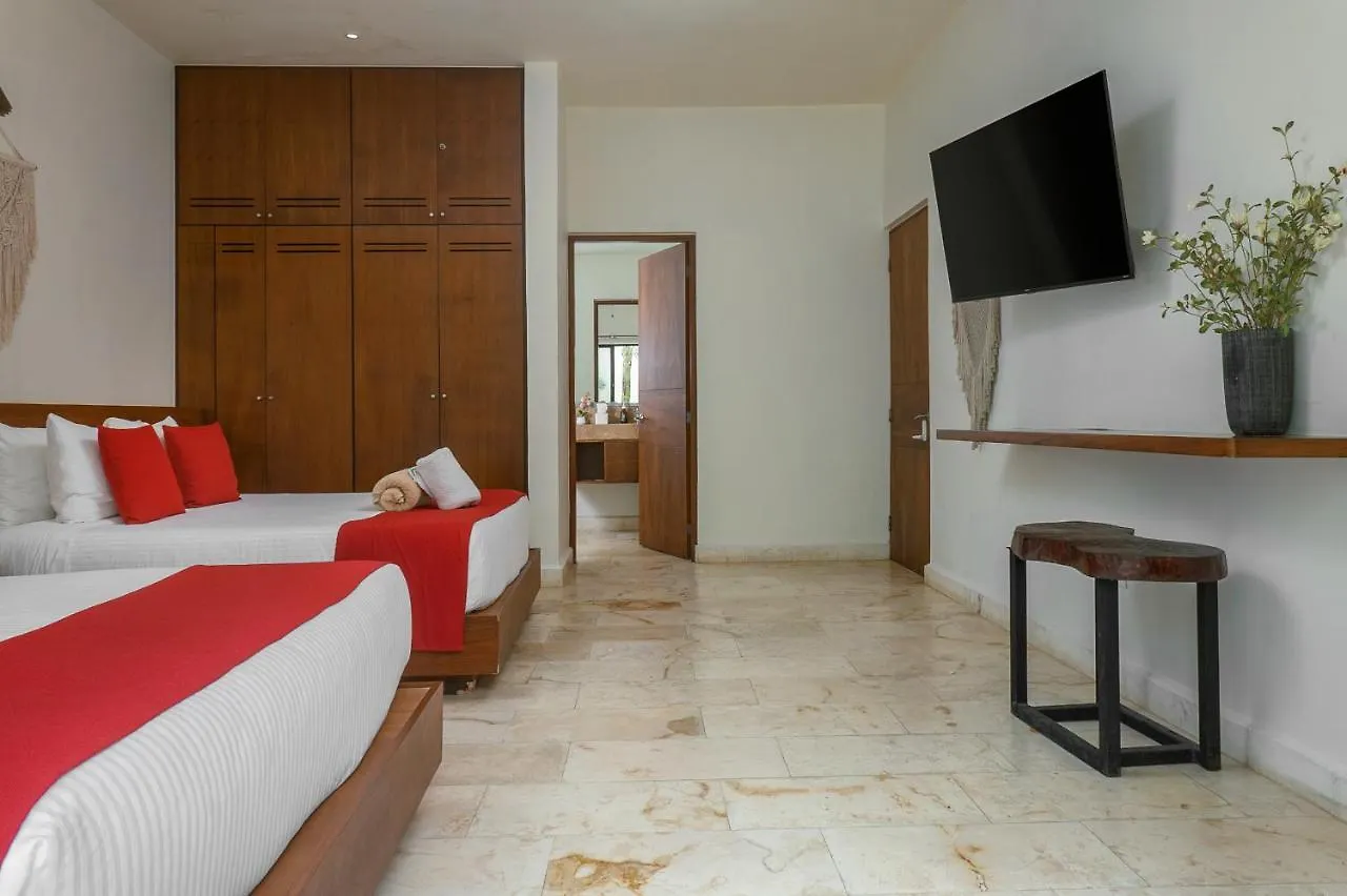 Spectacular 4Br Tulum Style Villa With Concierge And Secluded Pool 0*,  Mexico